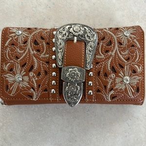 Montana West wallet. Never used, still has tags!
